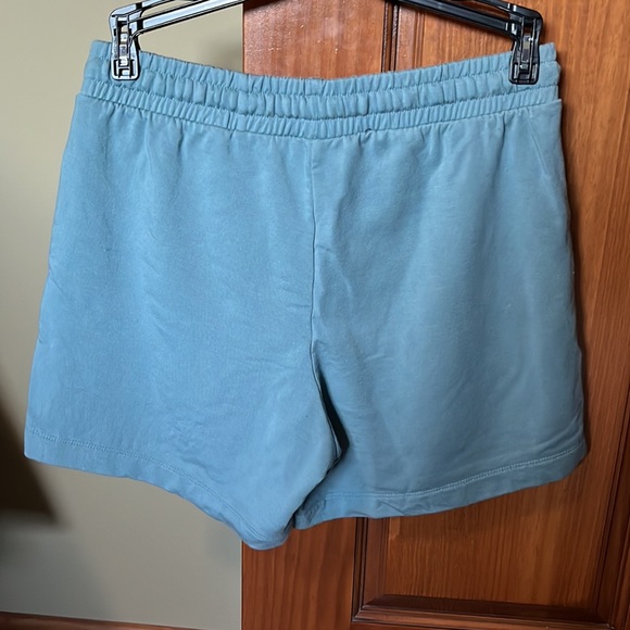 Summersalt - Picture 2 of 3